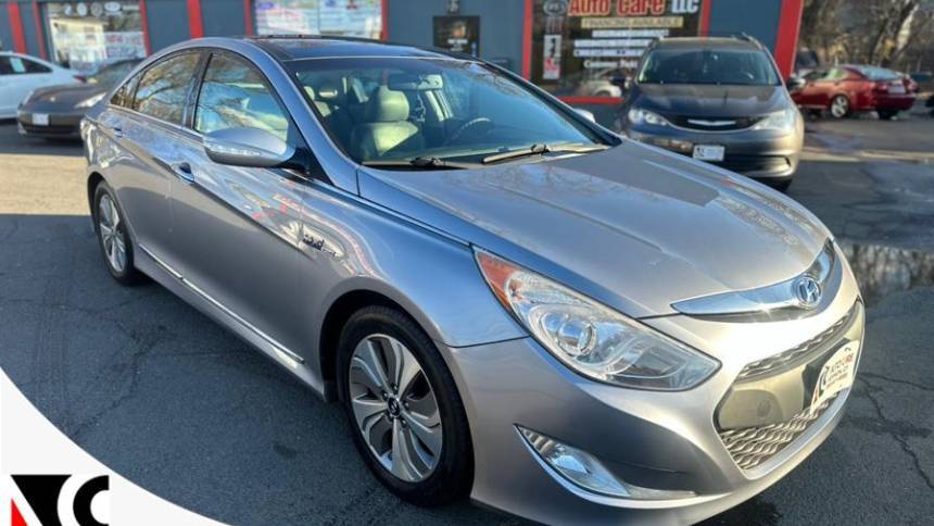 2015 Hyundai Sonata Hybrid Limited — Sedan — 108,086 mi — Vernon, CT