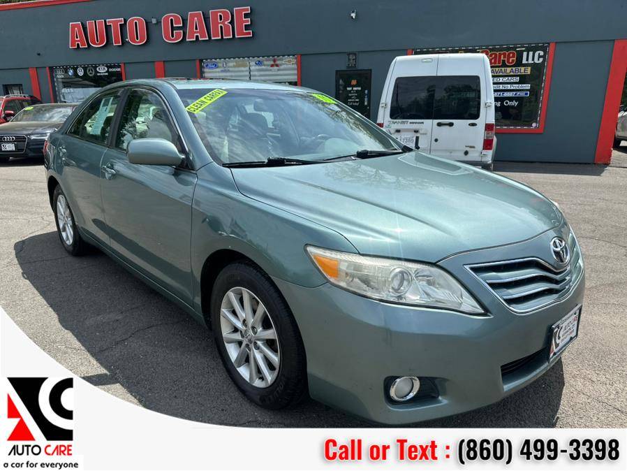 2011 Toyota Camry XLE — Sedan — 97,570 mi — Vernon, CT