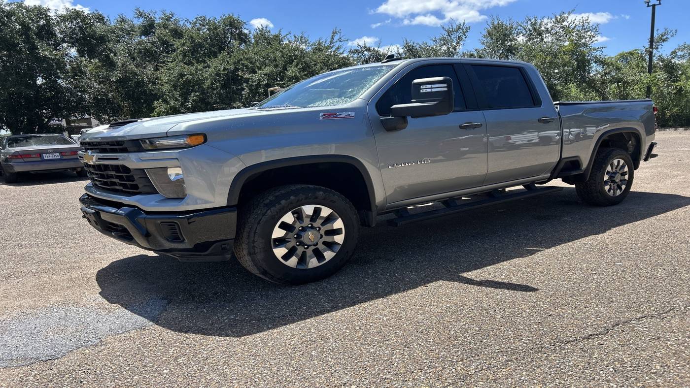2024 Chevrolet Silverado 2500HD Custom — Pickup Truck — 38,839 mi — Harlingen, TX