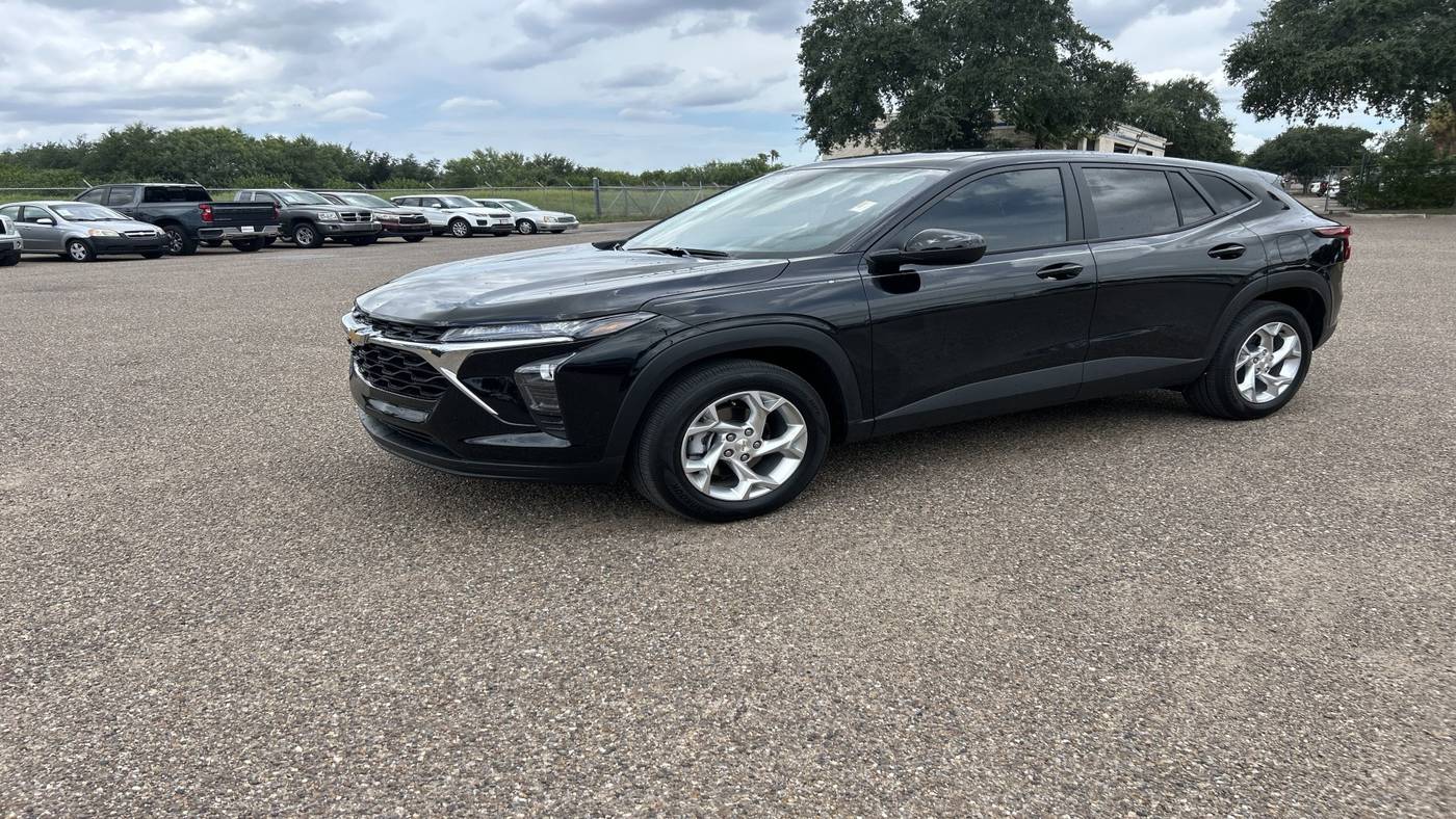 2025 Chevrolet Trax LS — SUV — 1,887 mi — Harlingen, TX