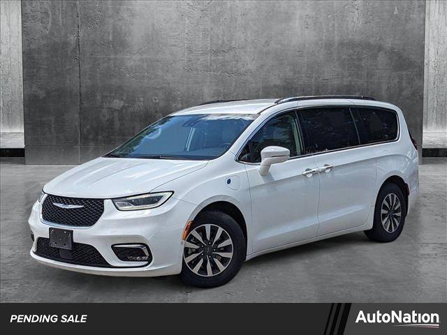 2021 Chrysler Pacifica Hybrid Touring L — Minivan — 70,329 mi — Houston, TX