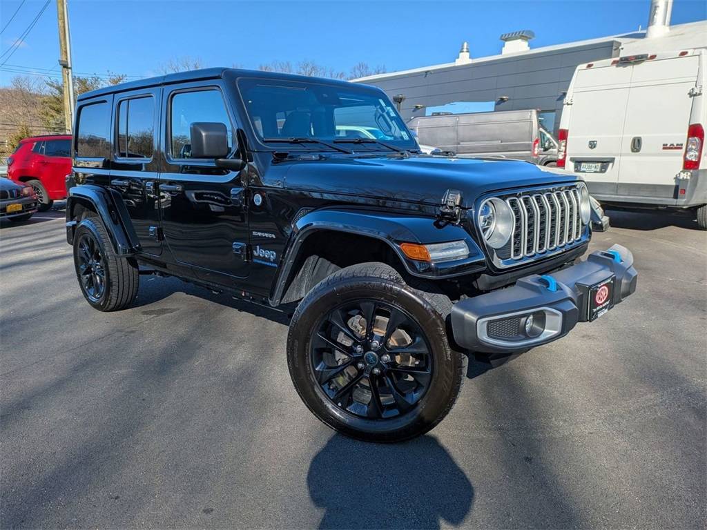 2024 Jeep Wrangler Sahara — SUV — 28,520 mi — Elmsford, NY