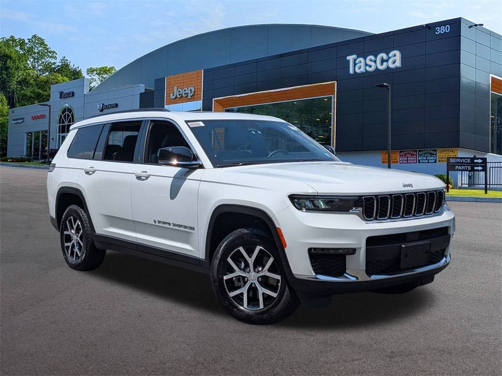 2025 Jeep Grand Cherokee Limited — SUV — 7,678 mi — Elmsford, NY