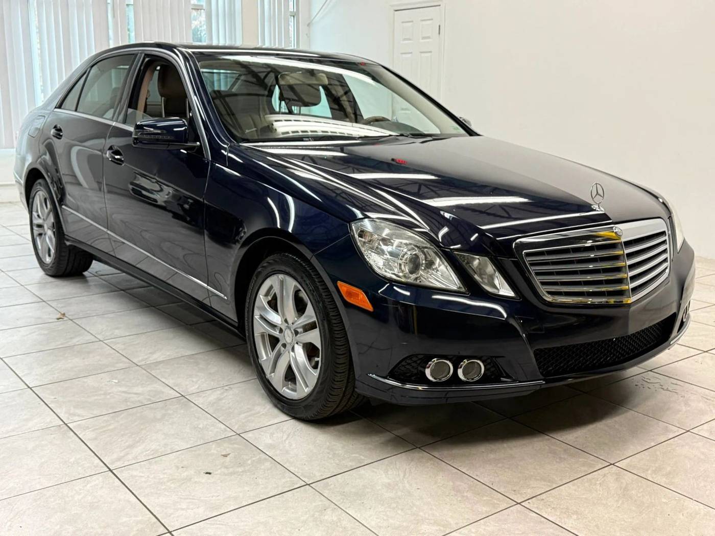 2011 Mercedes-Benz E-Class E 350 — Sedan — 98,344 mi — Chantilly, VA