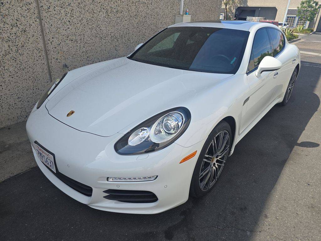 2016 Porsche Panamera