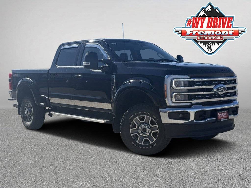 2023 Ford Super Duty F-350 LARIAT — Pickup Truck — 15,888 mi — Riverton, WY