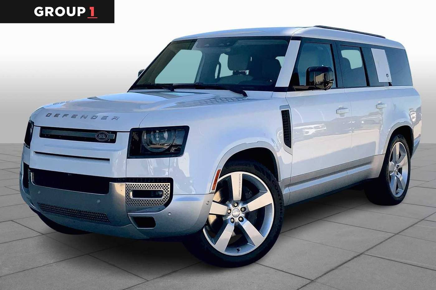 2023 Land Rover Defender First Edition — SUV — 25,296 mi — Webster, TX