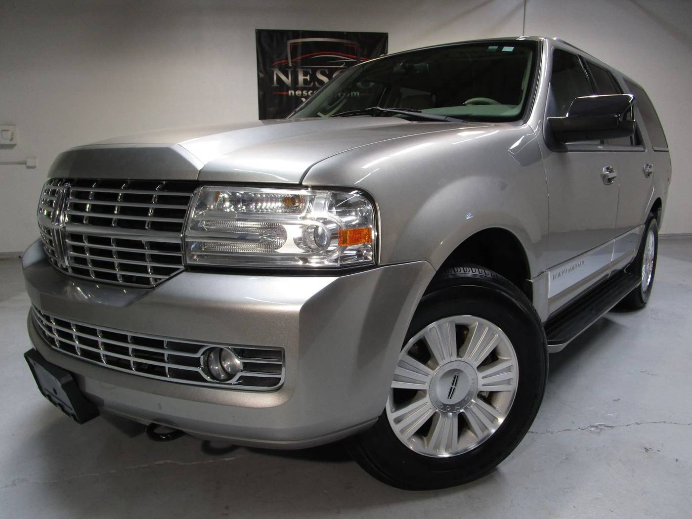 2008 Lincoln Navigator Standard — SUV — 86,919 mi — Arlington, TX
