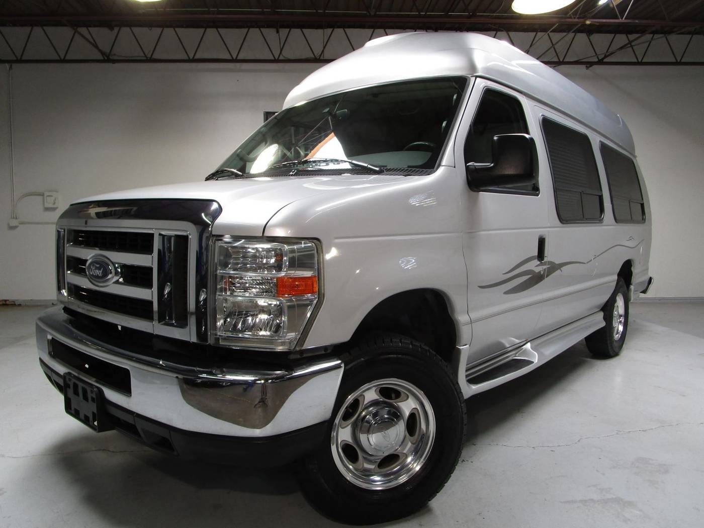 2008 Ford Econoline Cargo Van E-250 — Cargo Van — 26,156 mi — Arlington, TX