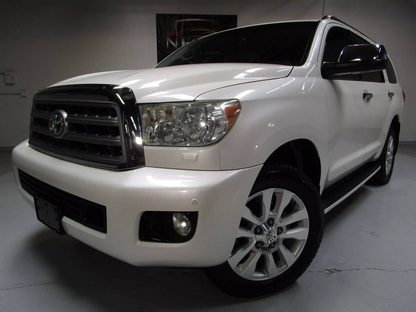 2013 Toyota Sequoia Platinum — SUV — 105,868 mi — Arlington, TX