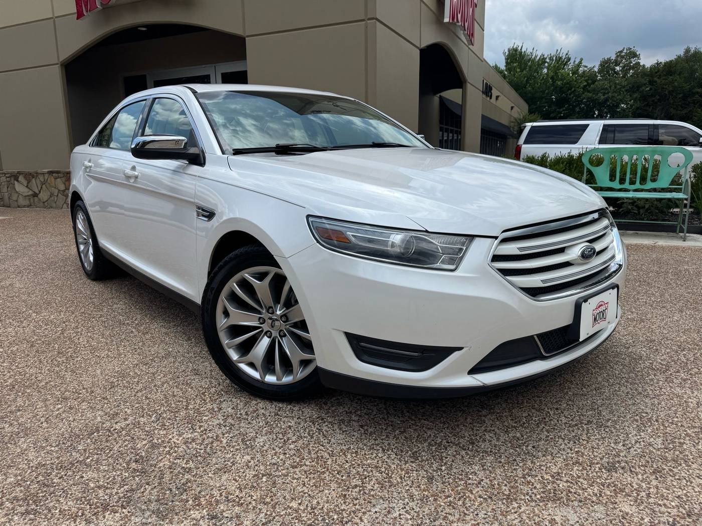 2014 Ford Taurus Limited — Sedan — 80,165 mi — Arlington, TX