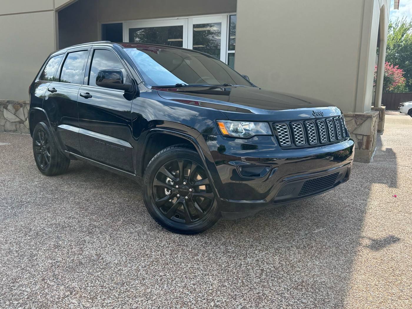 2021 Jeep Grand Cherokee WK Laredo X — SUV — 69,685 mi — Arlington, TX