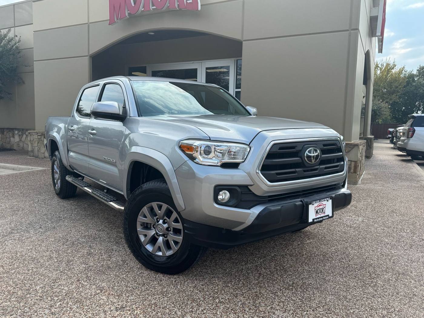 2019 Toyota Tacoma SR5 — Pickup Truck — 75,520 mi — Arlington, TX