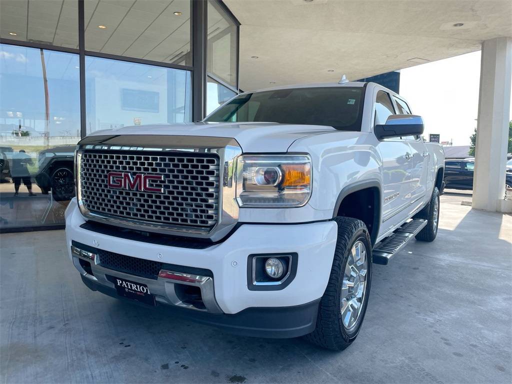 2015 GMC Sierra 2500HD Denali — Pickup Truck — 98,926 mi — Killeen, TX
