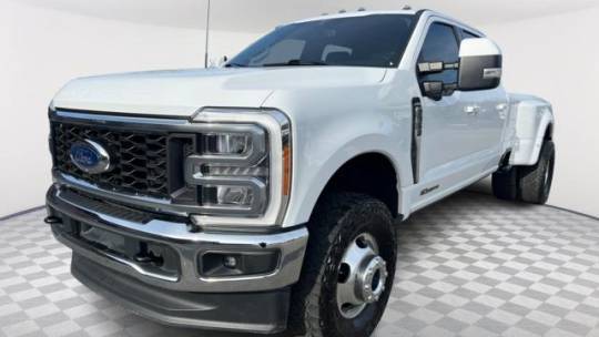 2023 Ford Super Duty F-350 LARIAT — Pickup Truck — 25,112 mi — Newnan, GA