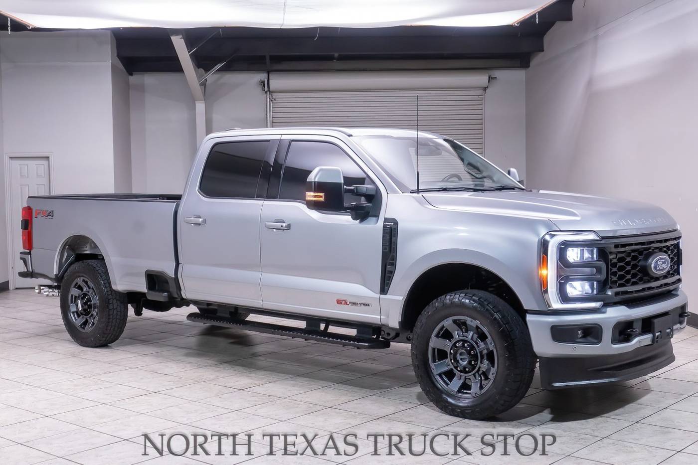2023 Ford Super Duty F-350 LARIAT — Pickup Truck — 52,152 mi — Mansfield, TX