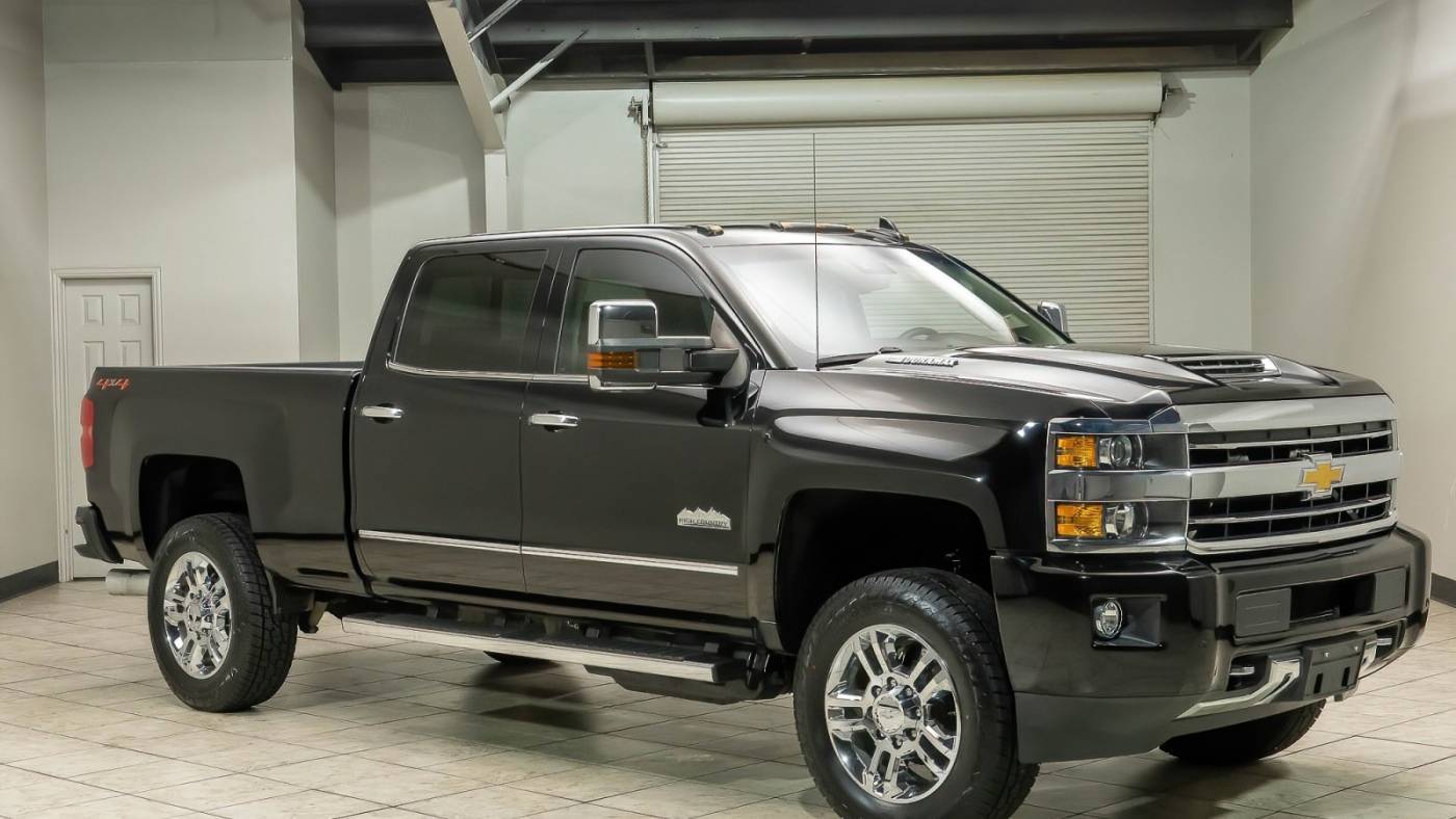 2019 Chevrolet Silverado 2500HD High Country — Pickup Truck — 120,560 mi — Mansfield, TX