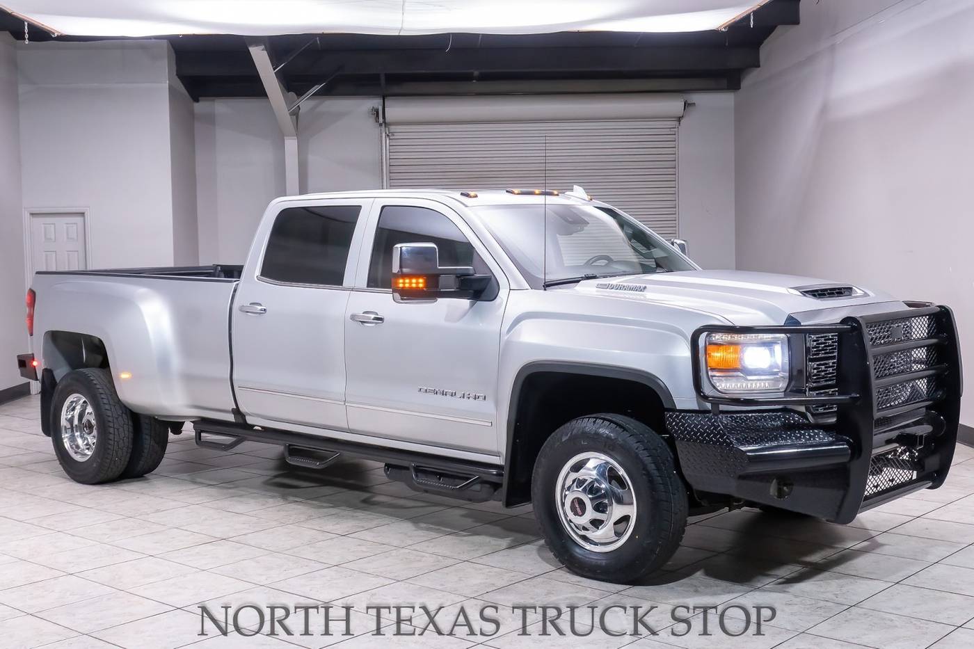 2019 GMC Sierra 3500HD Denali — Pickup Truck — 131,252 mi — Mansfield, TX