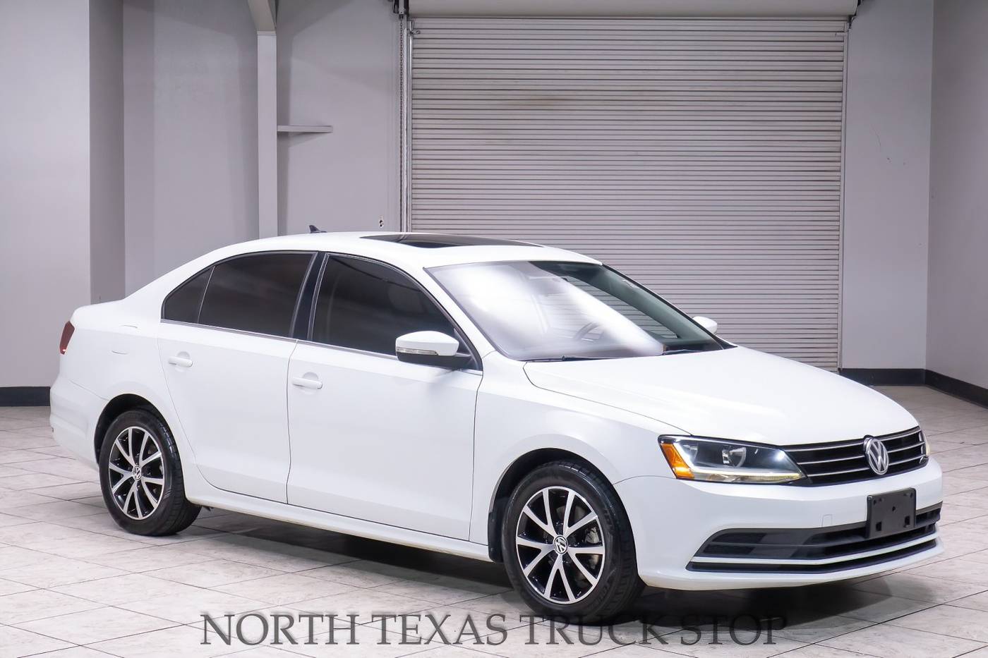 2017 Volkswagen Jetta 1.4T SE — Sedan — 151,057 mi — Mansfield, TX