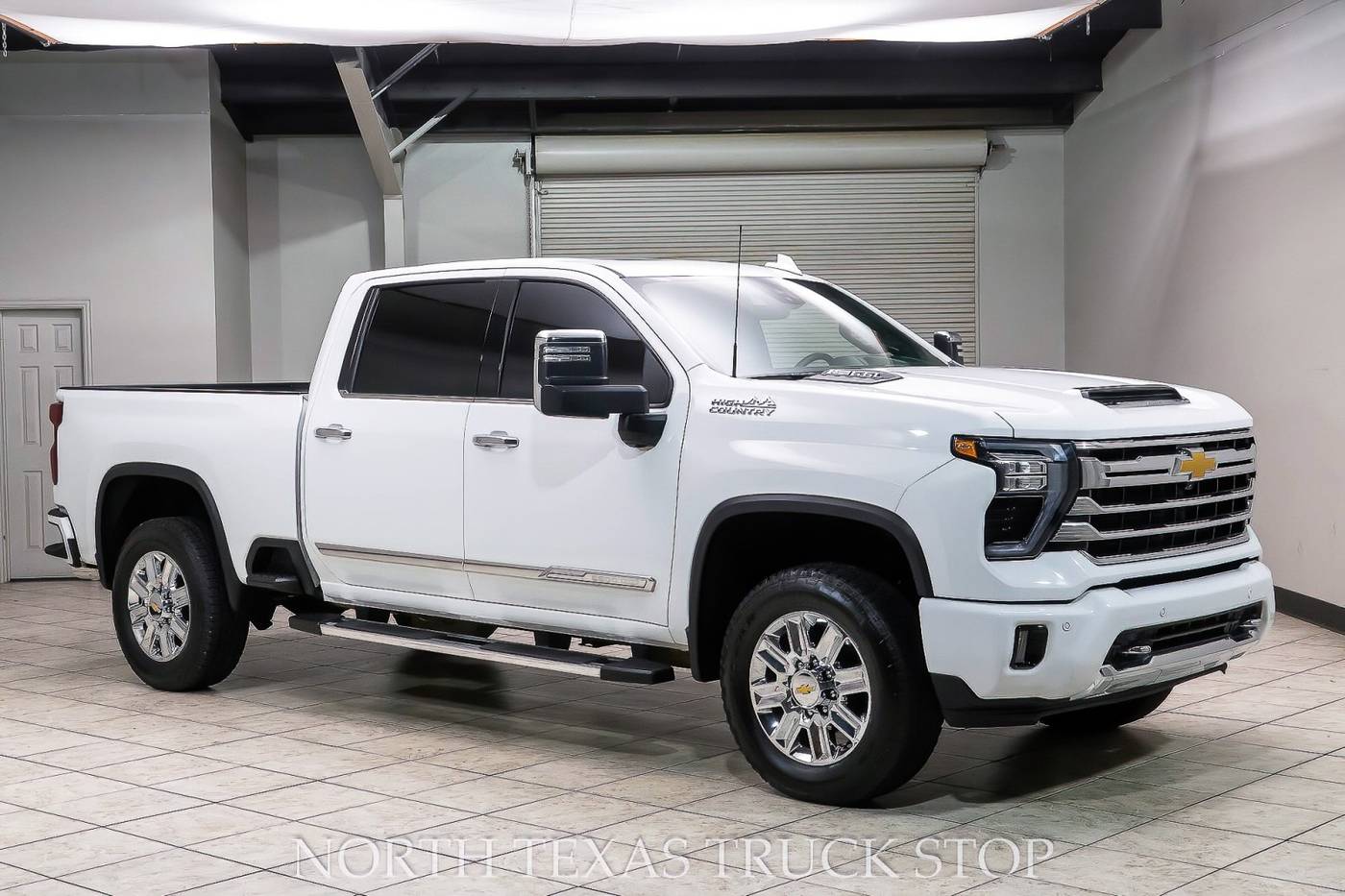 2024 Chevrolet Silverado 2500HD High Country — Pickup Truck — 18,841 mi — Mansfield, TX