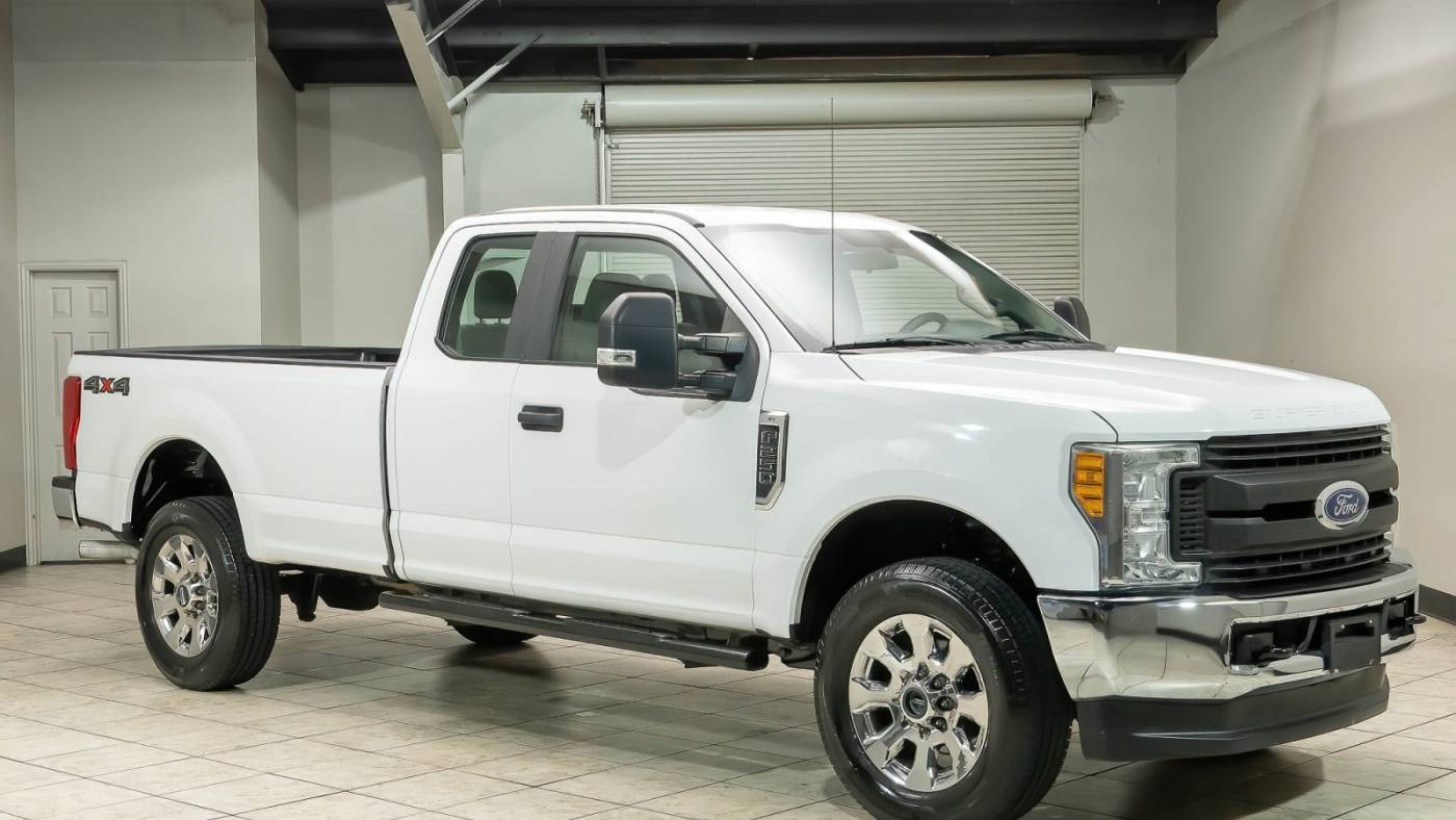 2017 Ford Super Duty F-250 XL — Pickup Truck — 122,650 mi — Mansfield, TX