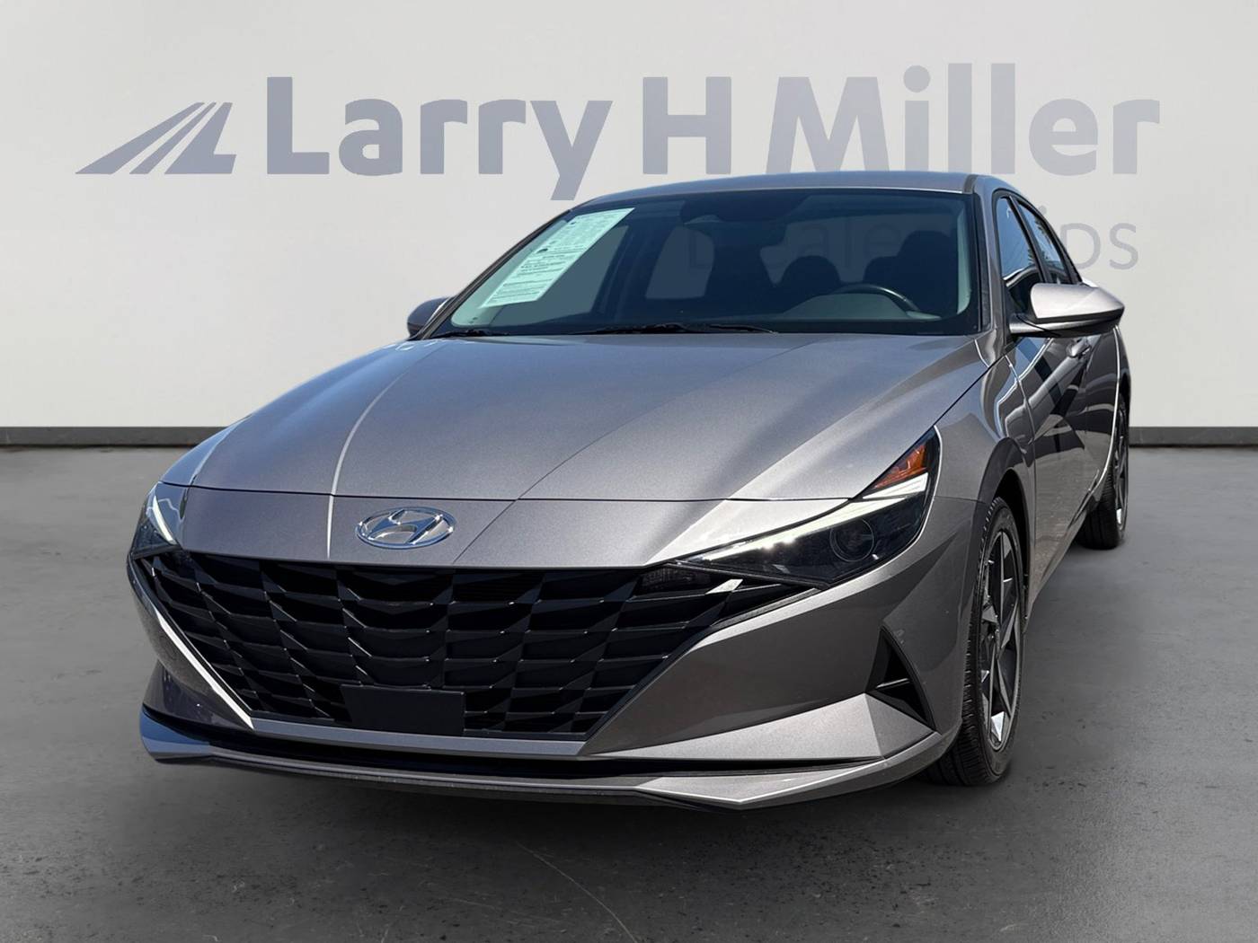 2023 Hyundai Elantra SEL — Sedan — 18,193 mi — Peoria, AZ