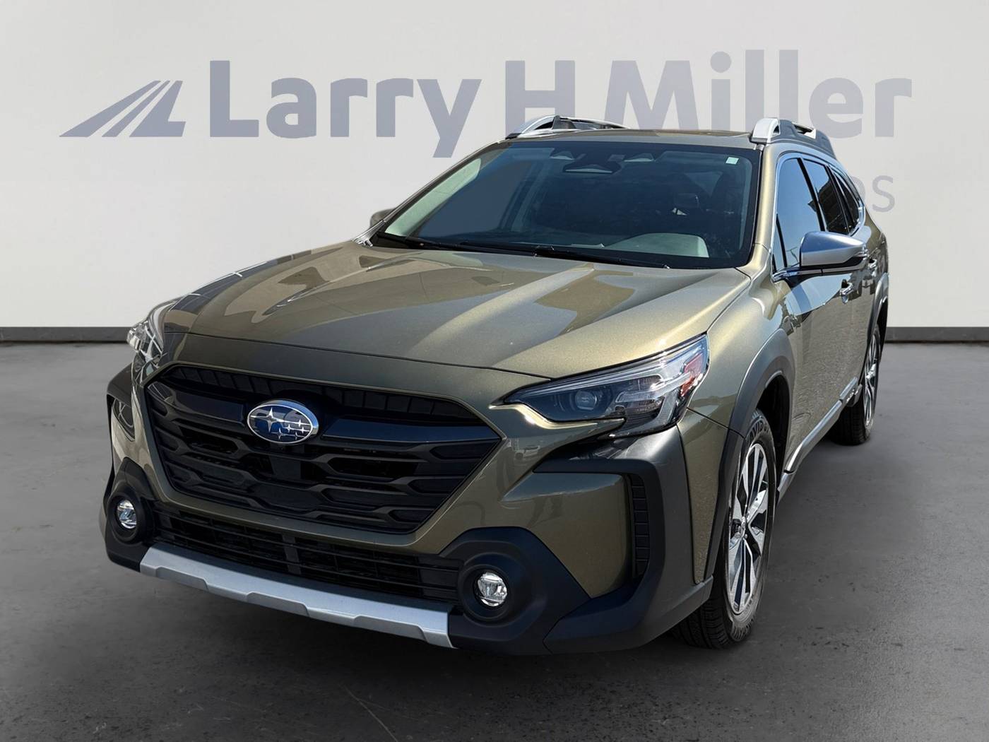 2023 Subaru Outback Touring — SUV — 17,827 mi — Peoria, AZ