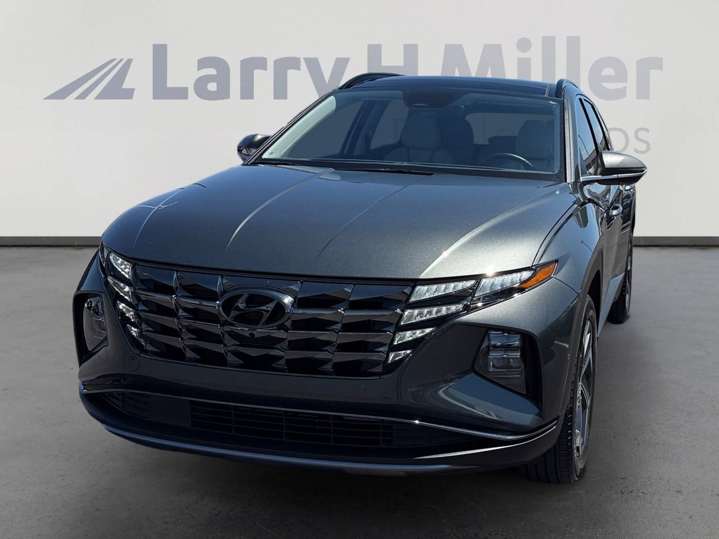 2024 Hyundai Tucson Hybrid Limited — SUV — 17,731 mi — Peoria, AZ