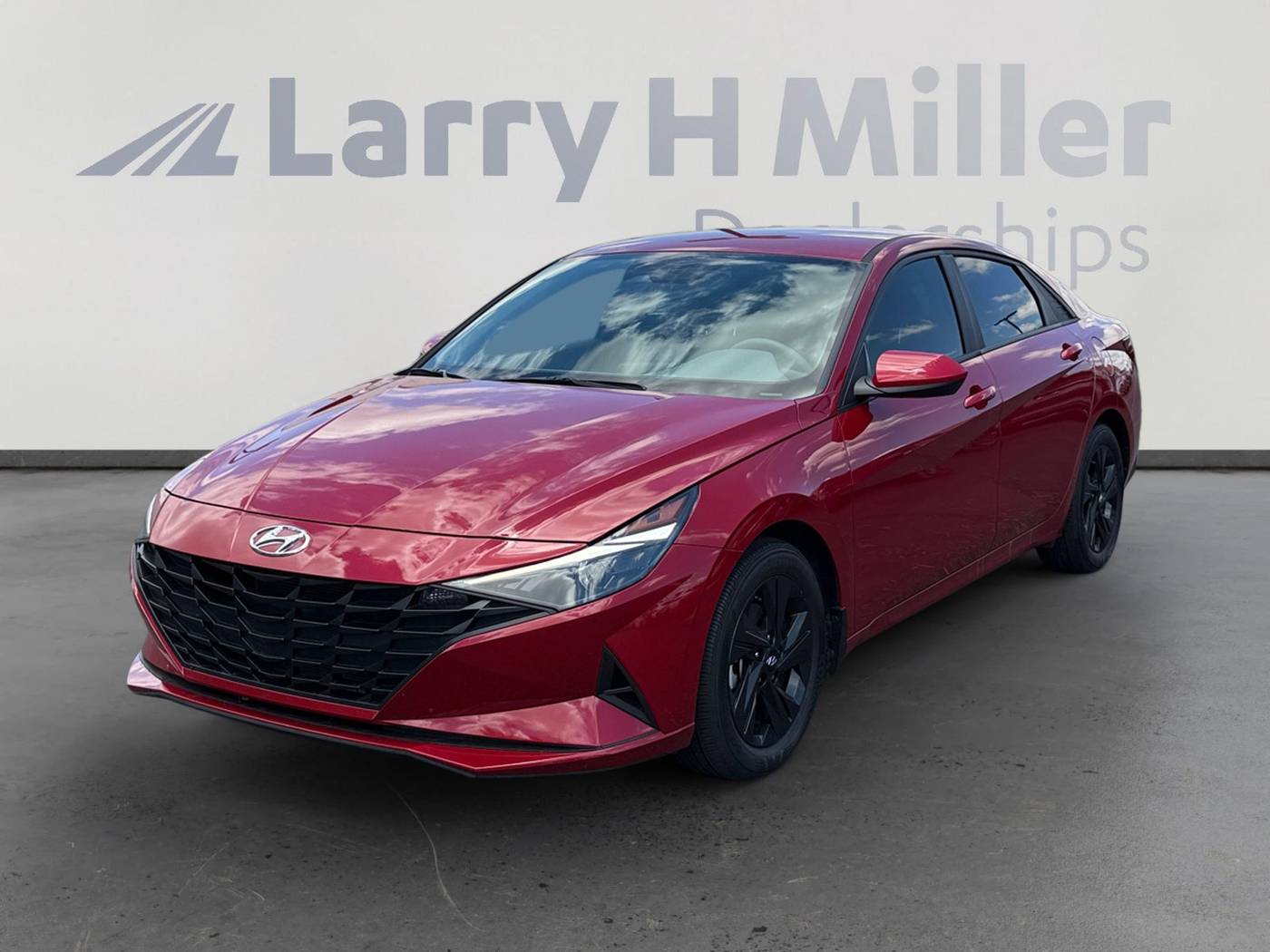 2023 Hyundai Elantra SEL — Sedan — 27,603 mi — Peoria, AZ