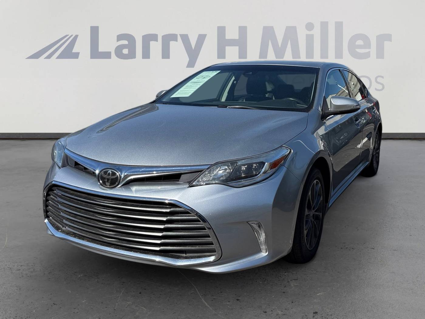 2018 Toyota Avalon XLE — Sedan — 95,176 mi — Peoria, AZ