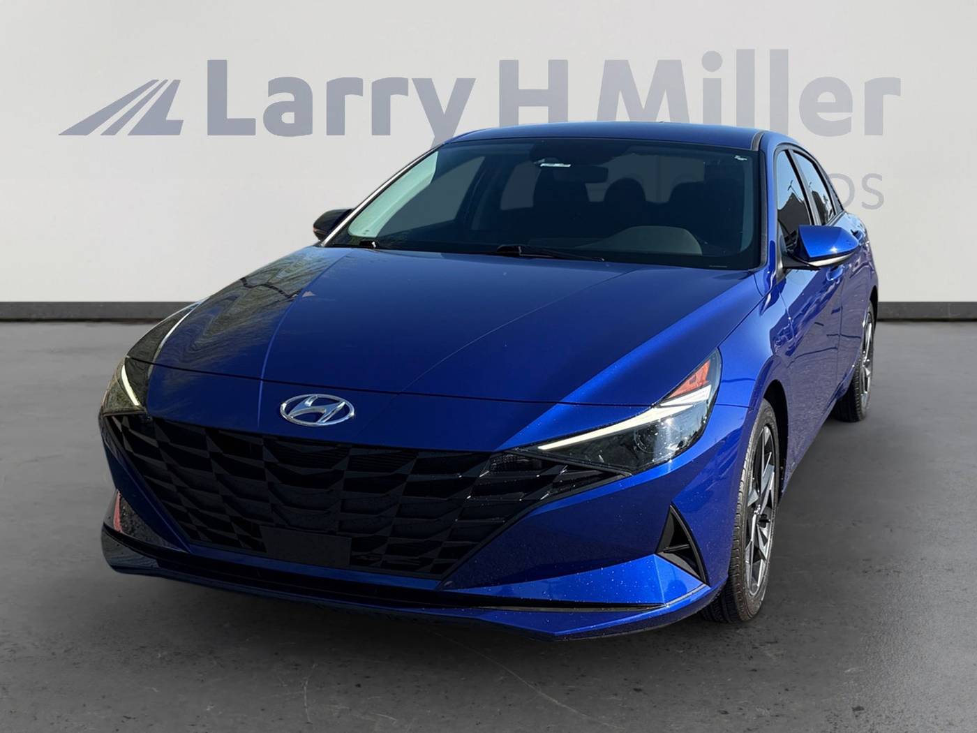 2023 Hyundai Elantra SEL — Sedan — 10,822 mi — Peoria, AZ