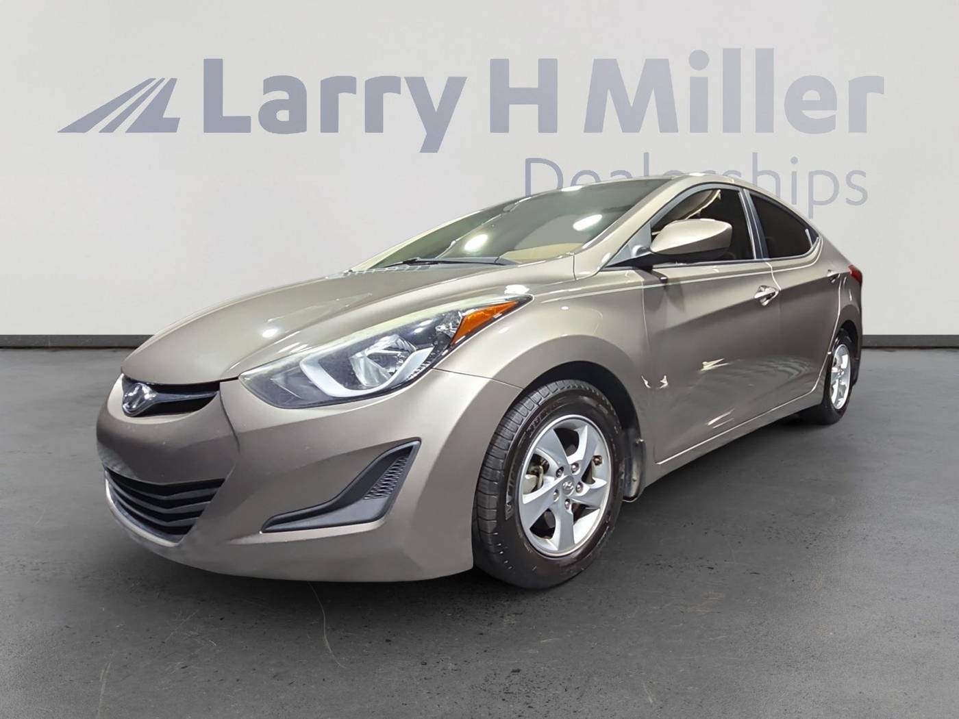 2014 Hyundai Elantra SE — Sedan — 121,823 mi — Peoria, AZ