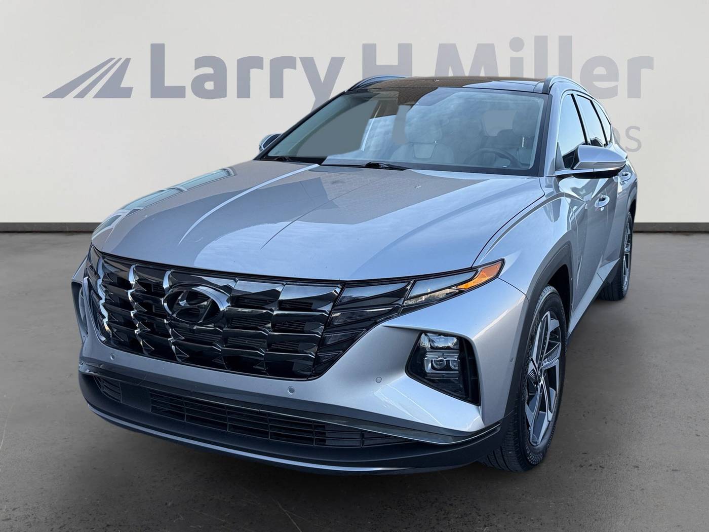 2022 Hyundai Tucson Limited — SUV — 31,595 mi — Peoria, AZ