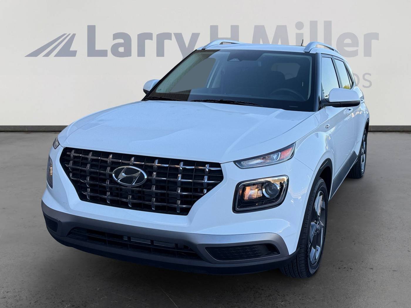 2025 Hyundai Venue SEL — SUV — 2,047 mi — Peoria, AZ