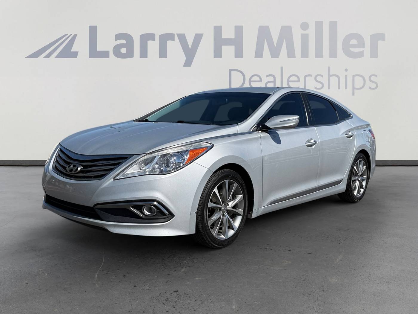 2017 Hyundai Azera Base — Sedan — 150,549 mi — Peoria, AZ