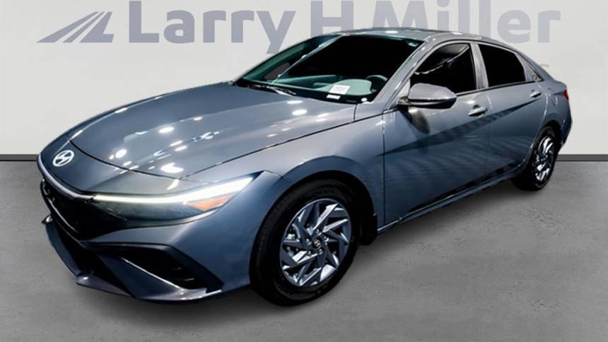 2024 Hyundai Elantra SEL — Sedan — 2,936 mi — Peoria, AZ