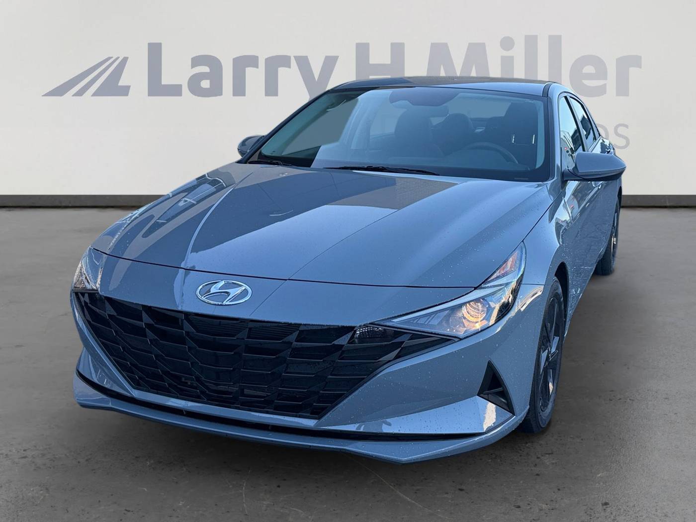 2022 Hyundai Elantra SEL — Sedan — 27,668 mi — Peoria, AZ