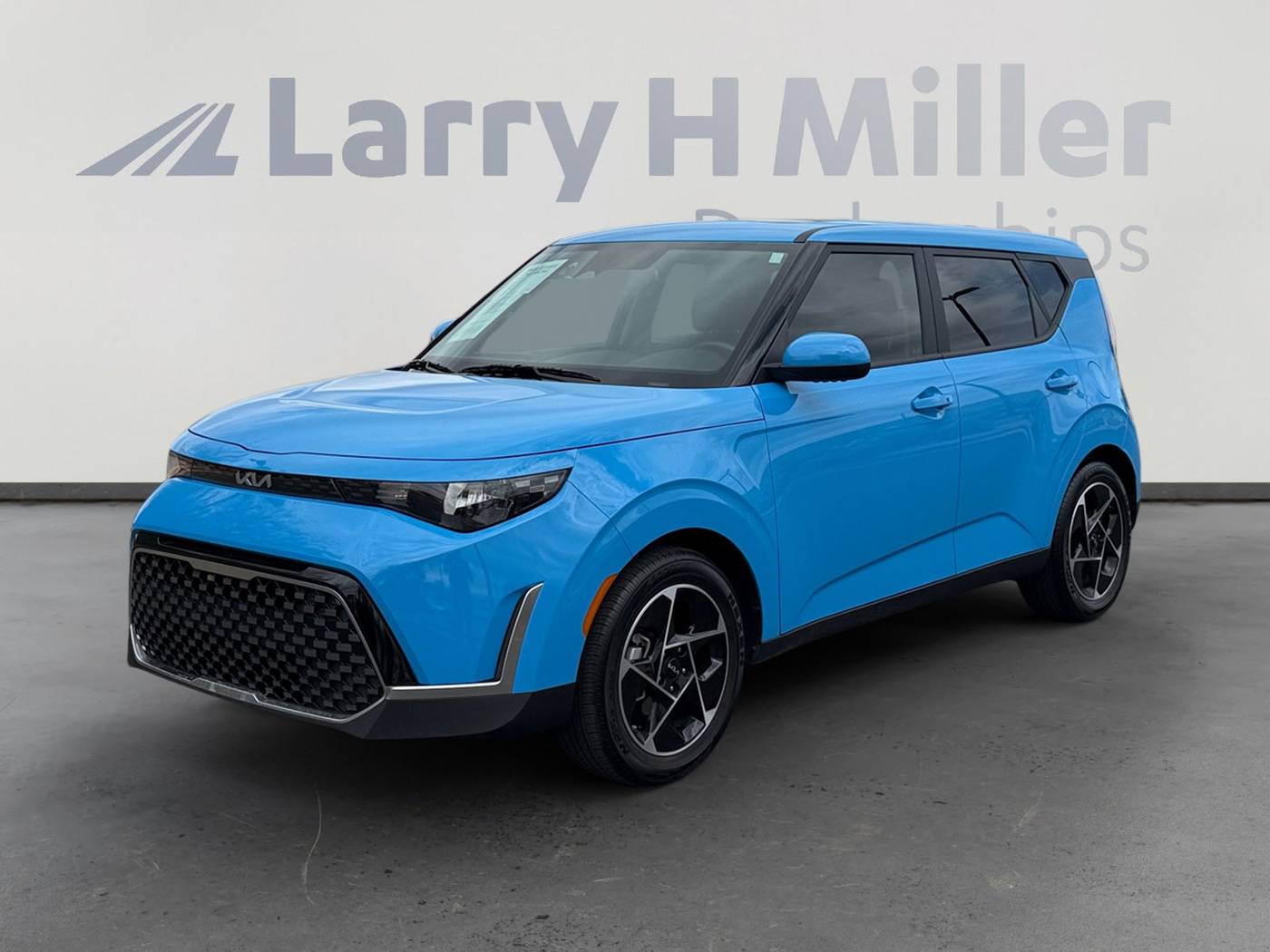 2023 Kia Soul EX — Hatchback — 5,717 mi — Peoria, AZ