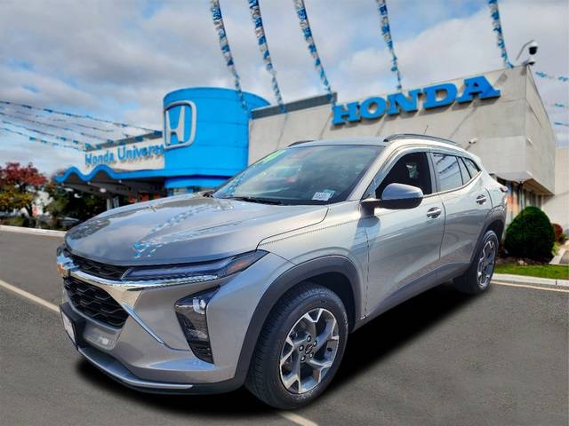 2024 Chevrolet Trax LT — SUV — 48,486 mi — Lakewood, NJ