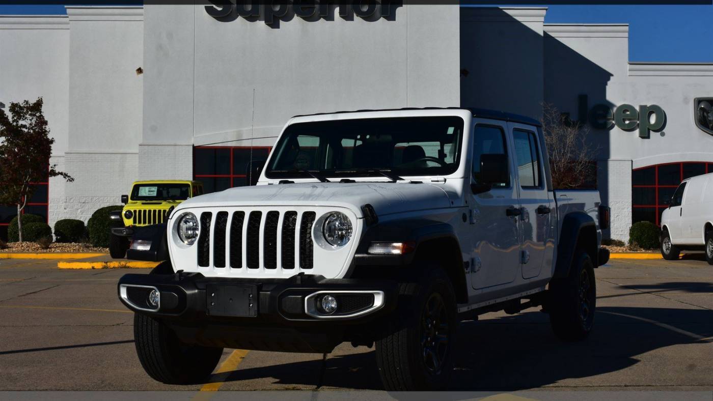 2023 Jeep Gladiator Sport — Pickup Truck — 10,652 mi — Conway, AR