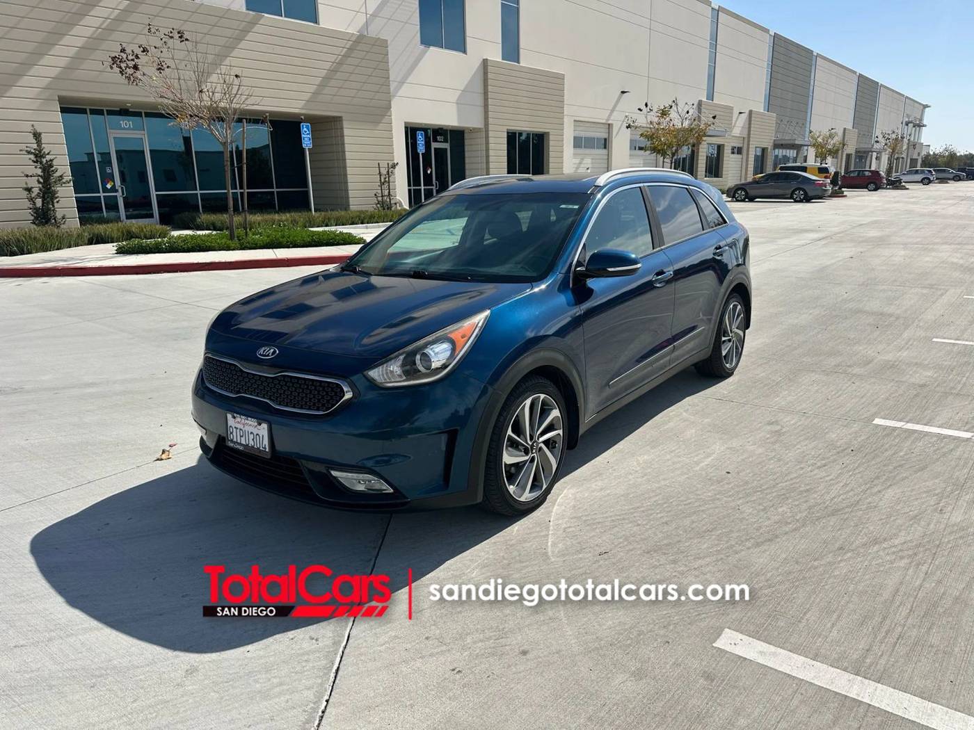 2017 Kia Niro Hybrid Touring — SUV — 179,474 mi — San Diego, CA