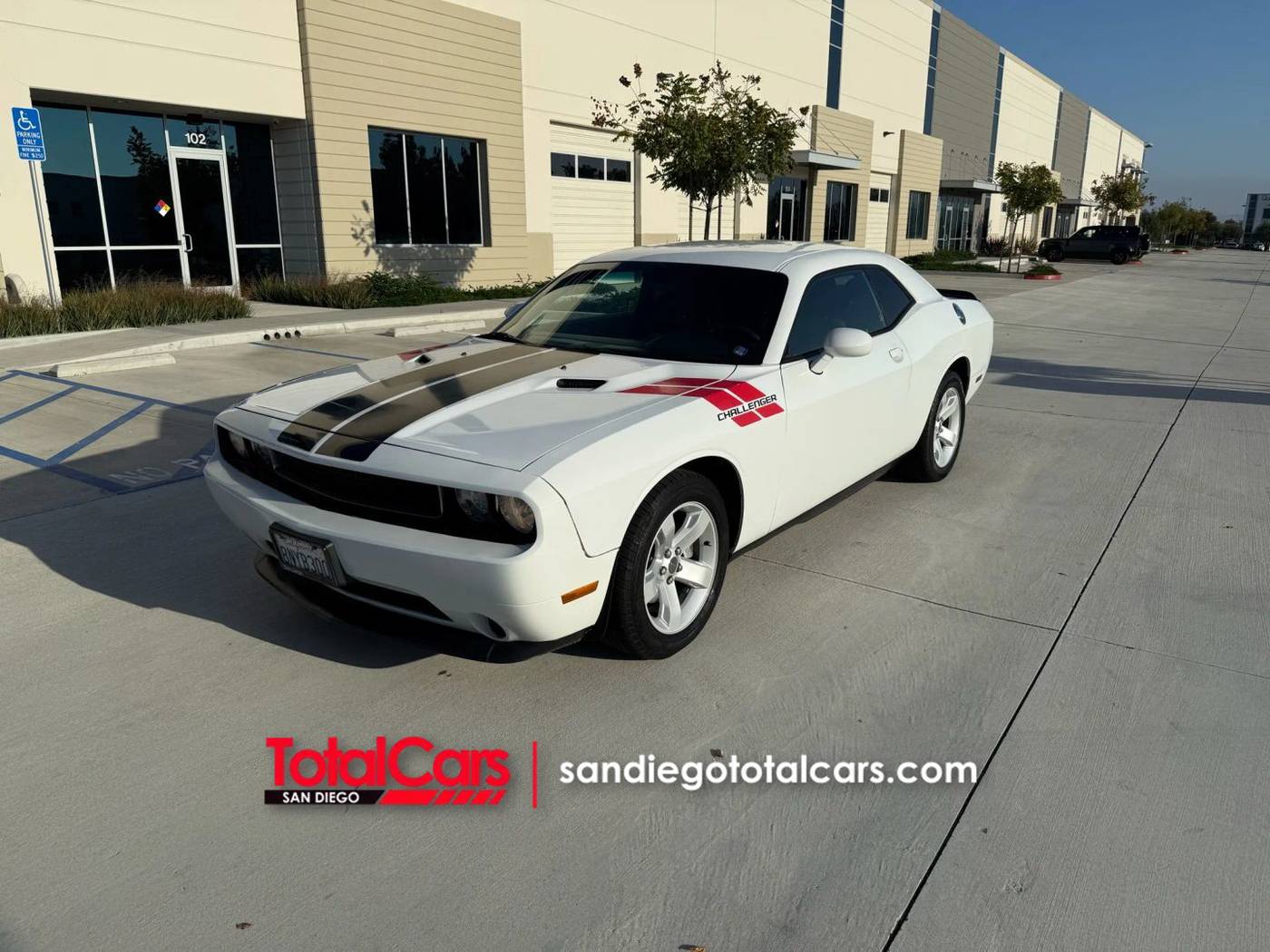 2014 Dodge Challenger SXT — Coupe — 145,832 mi — San Diego, CA