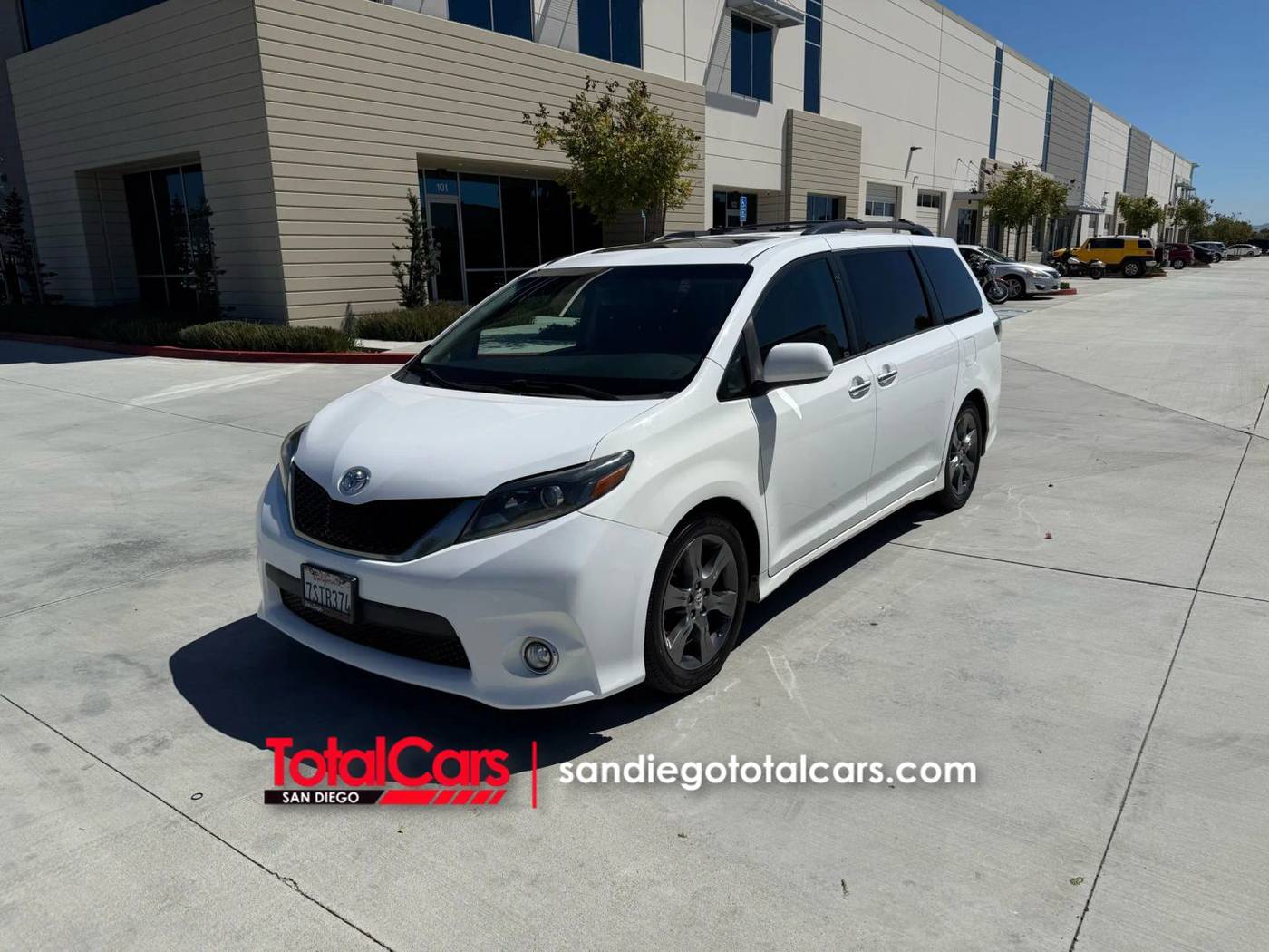 2016 Toyota Sienna SE Premium — Minivan — 174,680 mi — San Diego, CA