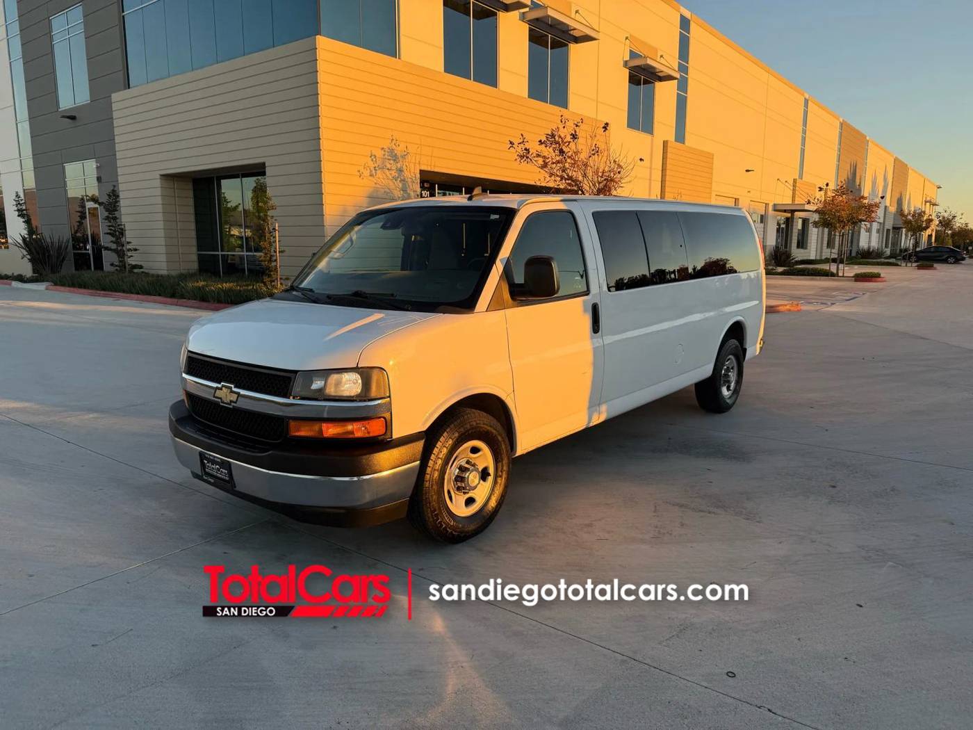 2019 Chevrolet Express Passenger LT — Passenger Van — 98,979 mi — San Diego, CA