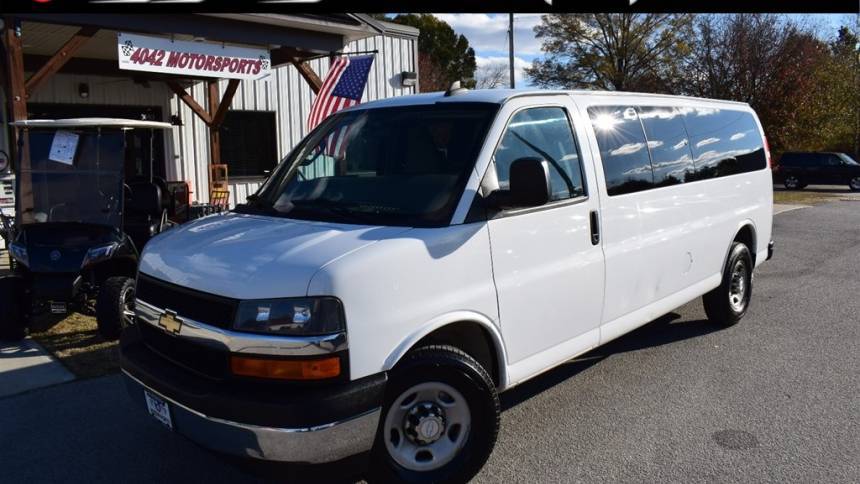 2017 Chevrolet Express Passenger LT — Passenger Van — 111,114 mi — Willow Spring, NC