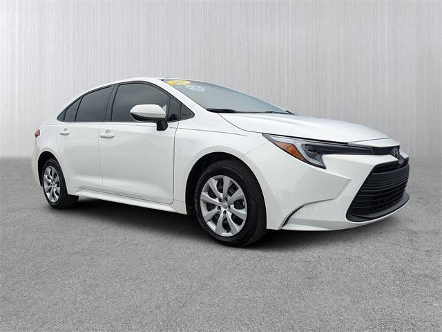 2025 Toyota Corolla Hybrid LE — Sedan — 10,100 mi — Gainesville, FL