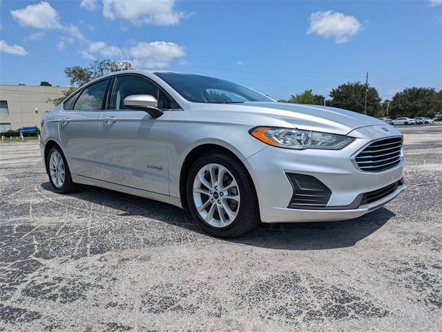 2019 Ford Fusion Hybrid SE — Sedan — 105,202 mi — Gainesville, FL