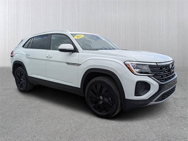 2025 Volkswagen Atlas Cross Sport SE with Technology — SUV — 2,165 mi — Gainesville, FL