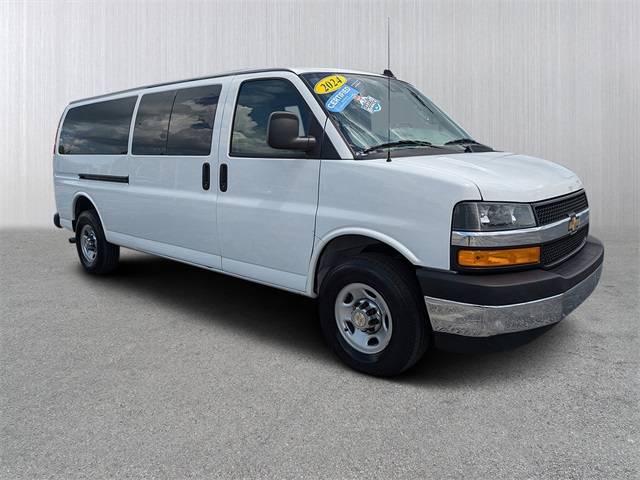 2024 Chevrolet Express Passenger LT — Passenger Van — 13,347 mi — Gainesville, FL