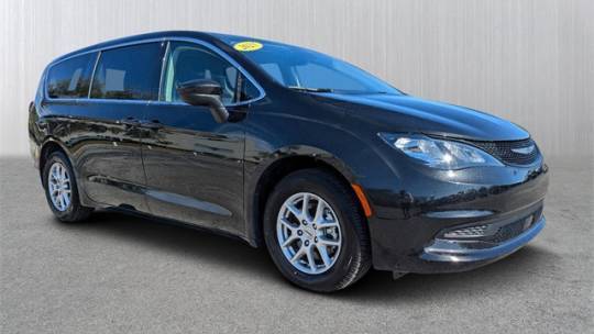 2023 Chrysler Voyager LX — Minivan — 63,108 mi — Gainesville, FL